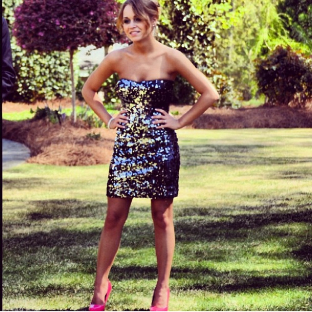 Mini sequined dress